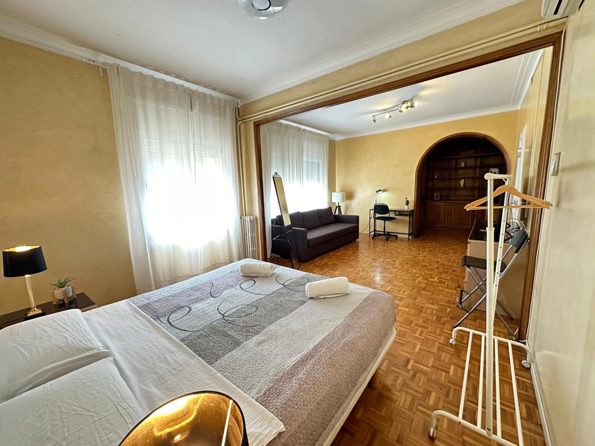 Rooms Villaroel 巴塞罗那 外观 照片