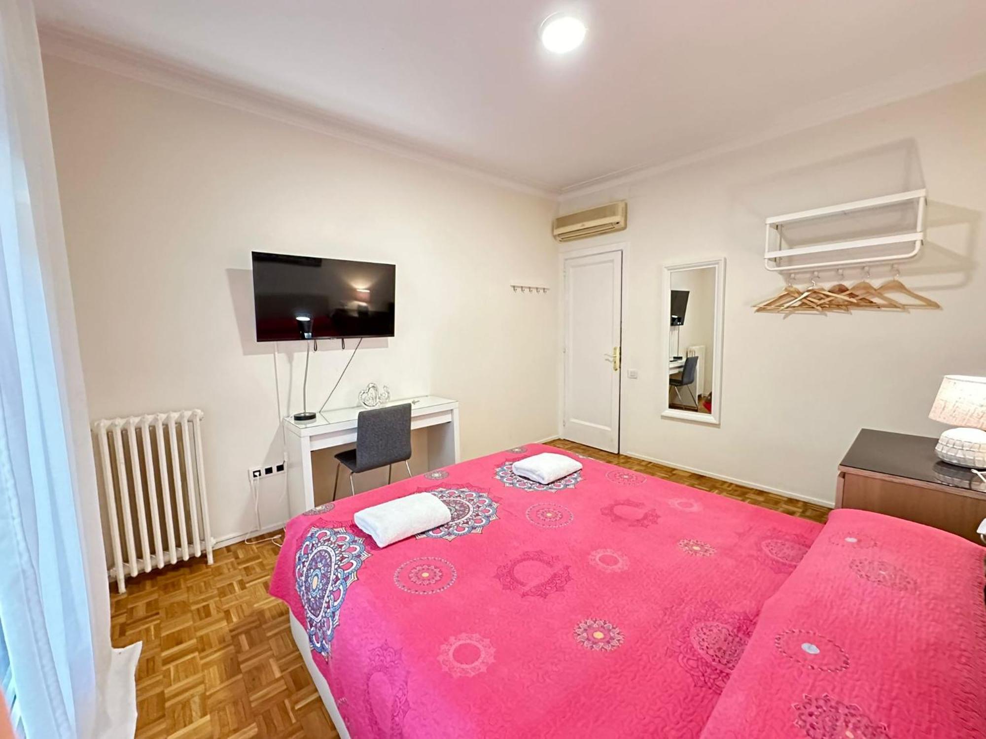 Rooms Villaroel 巴塞罗那 外观 照片